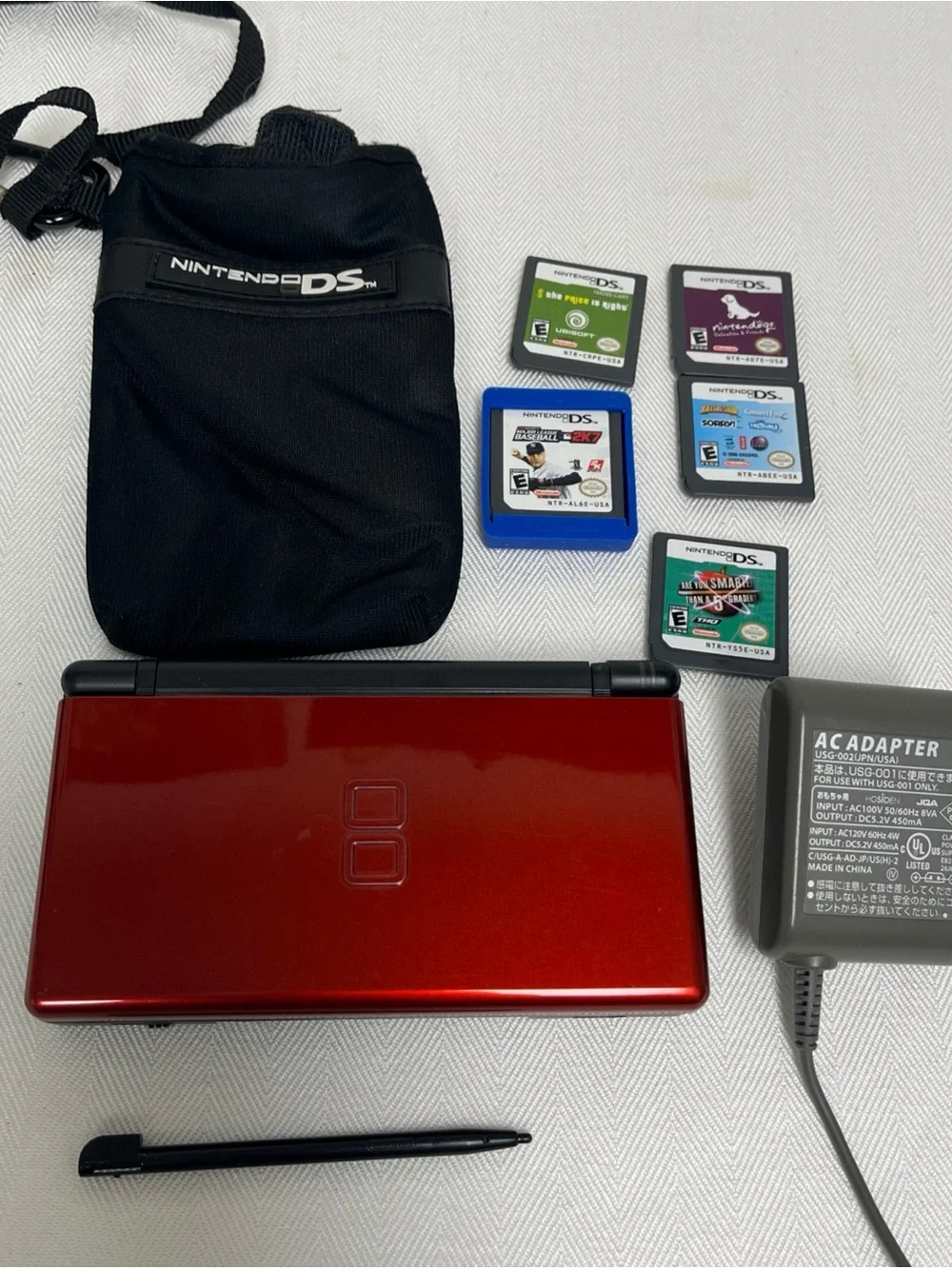 Nintendo DS Lite Crimson Red Handheld System 5 Games, Case, Charger